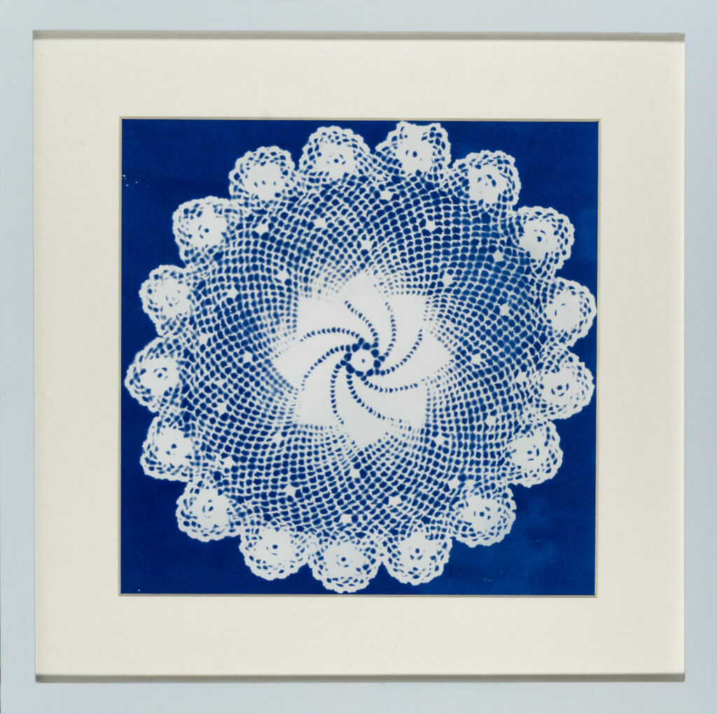 Napperon ancien, Belle-Ile-en-Mer, Cyanotype